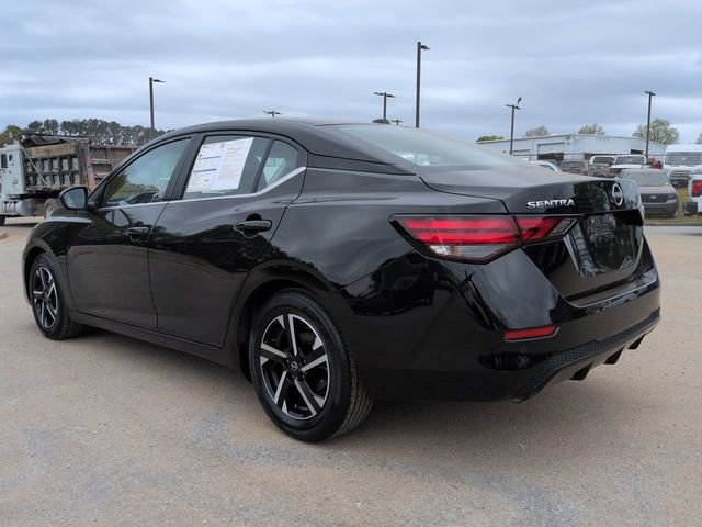Used 2025 Nissan Sentra SV image 7