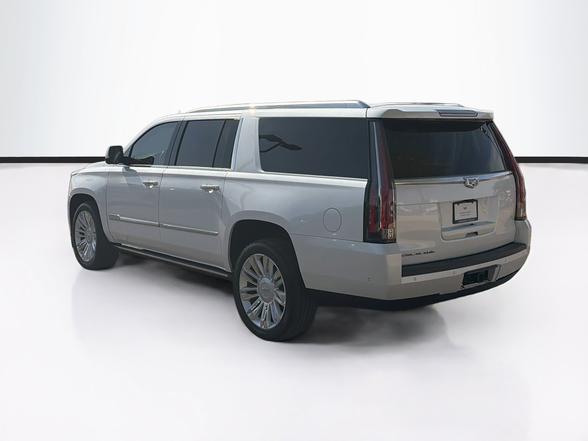 Used 2019 Cadillac Escalade ESV Platinum AWD/4WD image 7