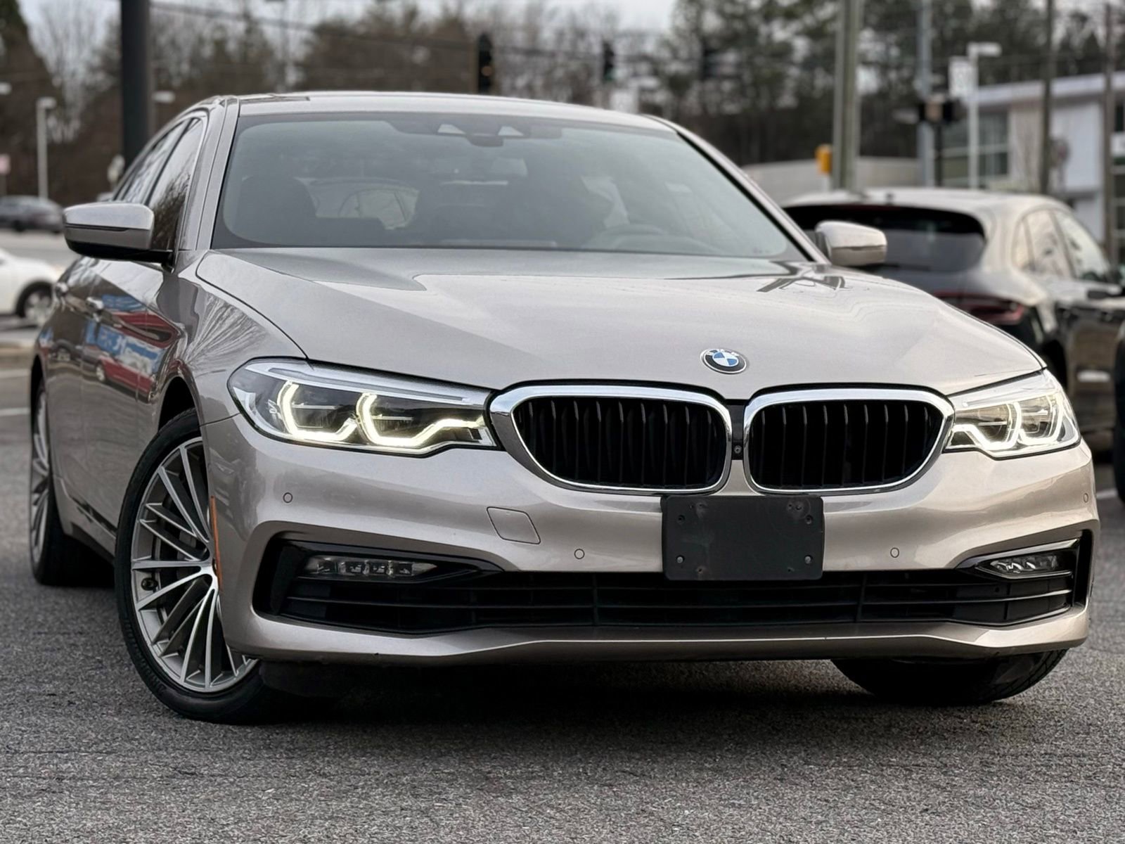 Used 2017 BMW 540i xDrive image 7