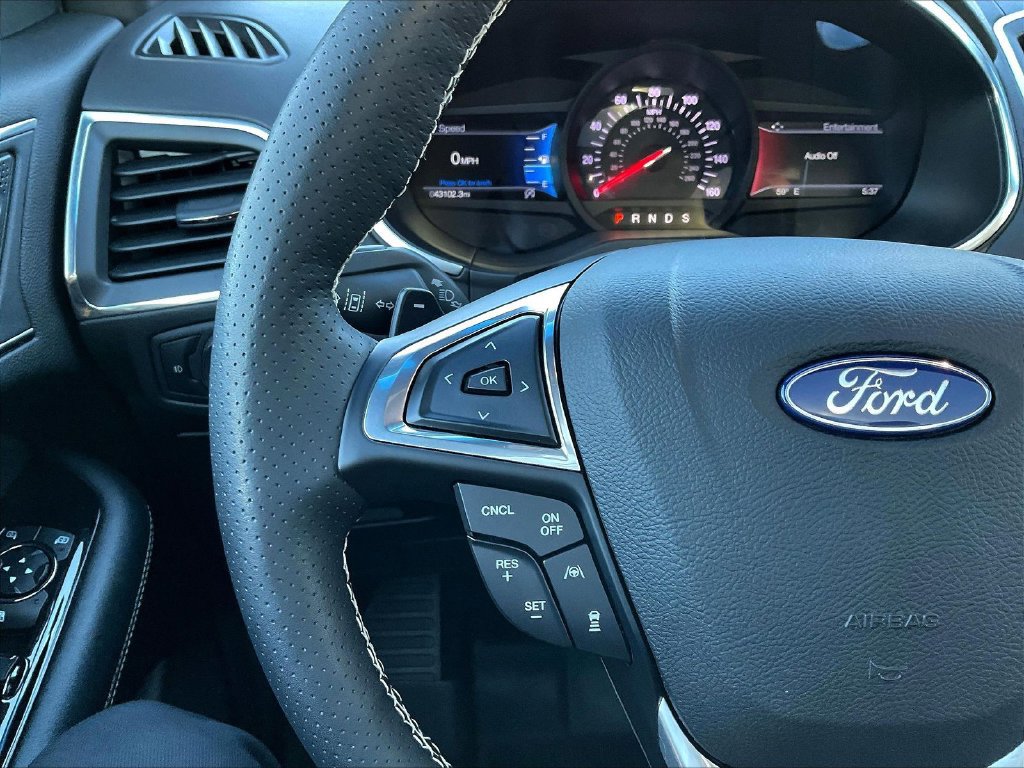 Used 2019 Ford Edge ST w/ Equipment Group 401A AWD/4WD image 13