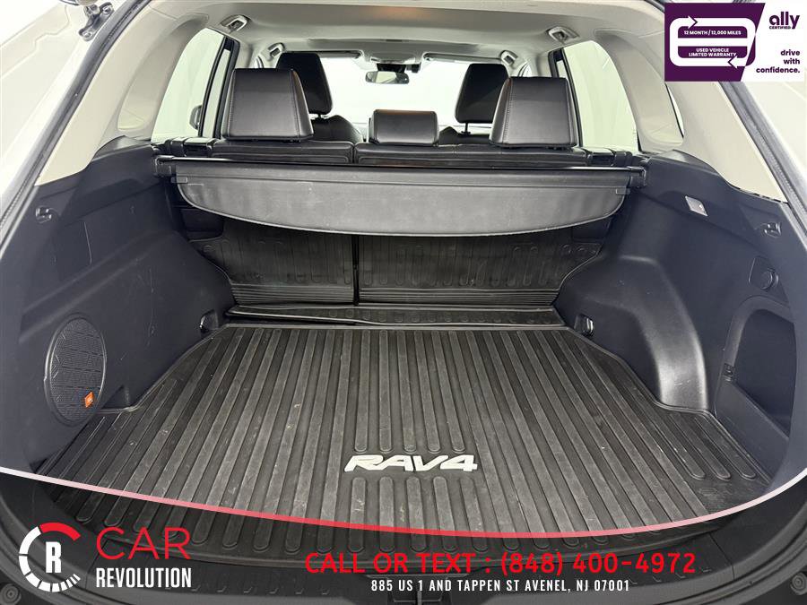 Used 2021 Toyota RAV4 XLE Premium AWD/4WD image 7