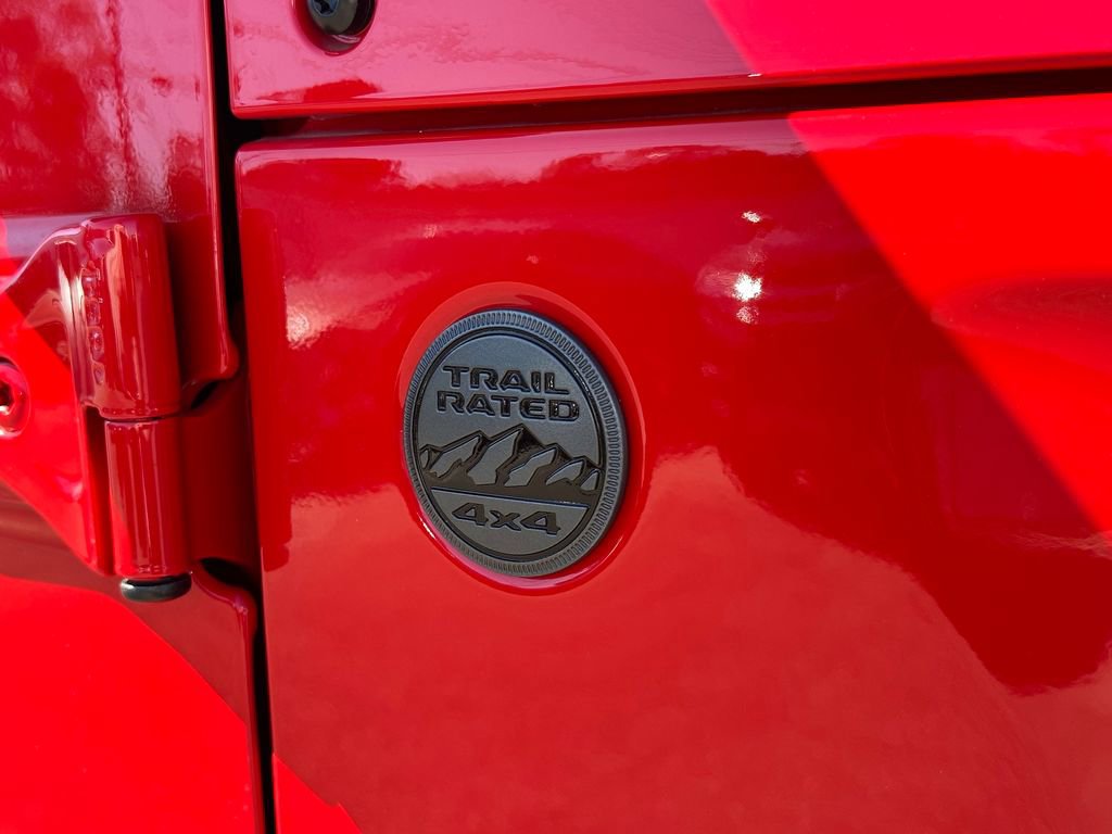 Used 2024 Jeep Wrangler Sport image 13