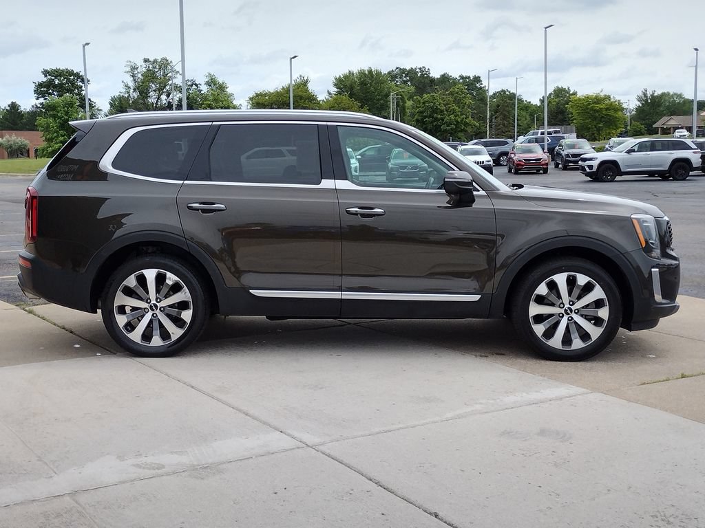Used 2022 Kia Telluride S AWD/4WD image 18