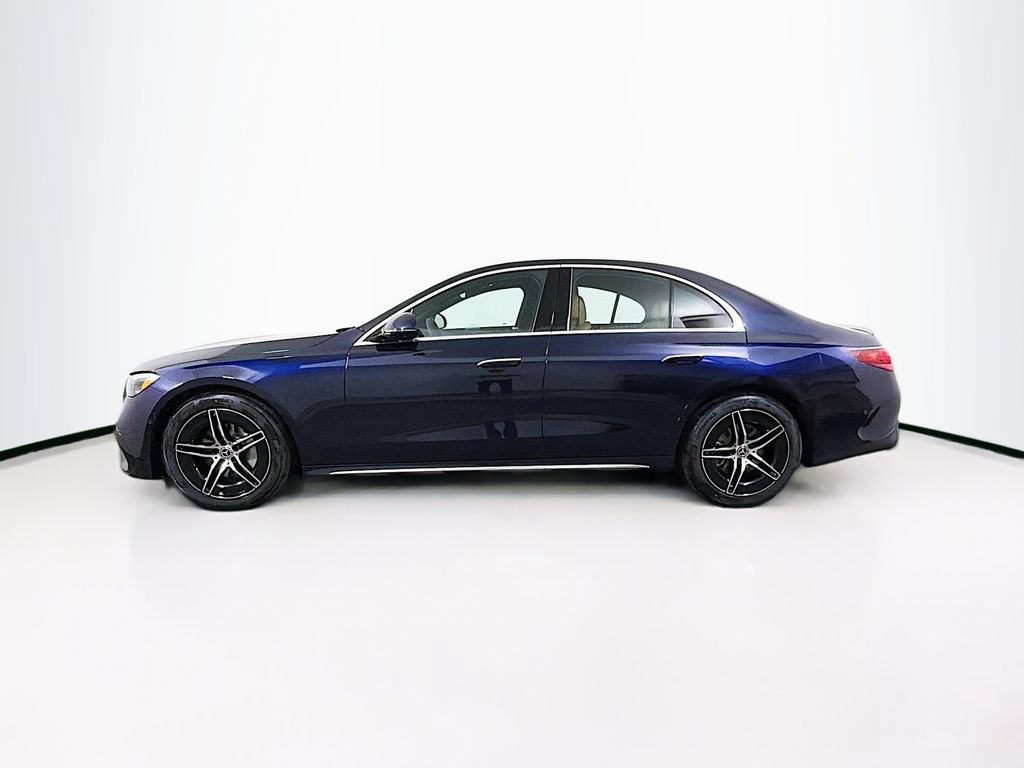 New 2026 Mercedes-Benz E 350 4MATIC Sedan image 4