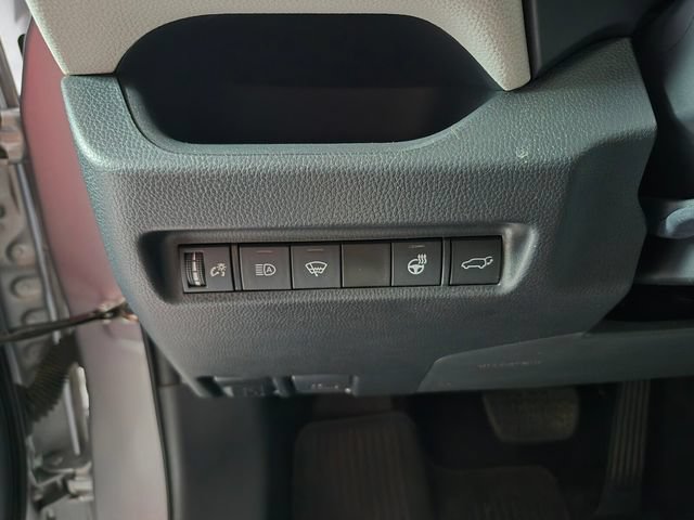 Certified 2021 Toyota RAV4 XLE Premium AWD/4WD image 17