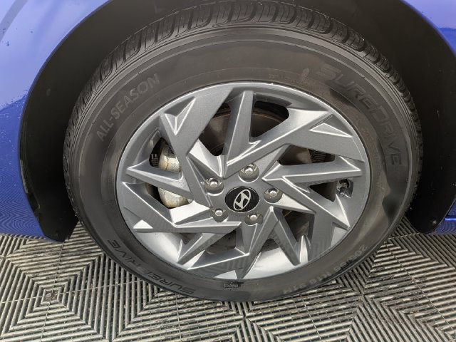 Used 2024 Hyundai Elantra SEL FWD image 41