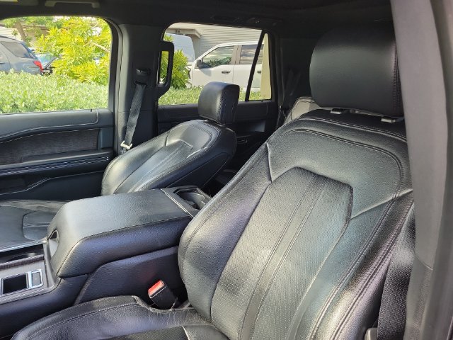 Used 2019 Ford Expedition Max Limited RWD image 5