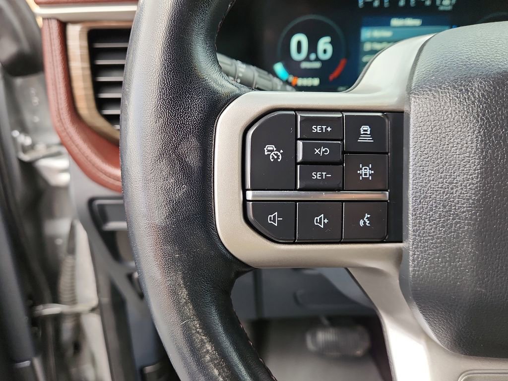 Used 2022 Ford Expedition Limited image 22