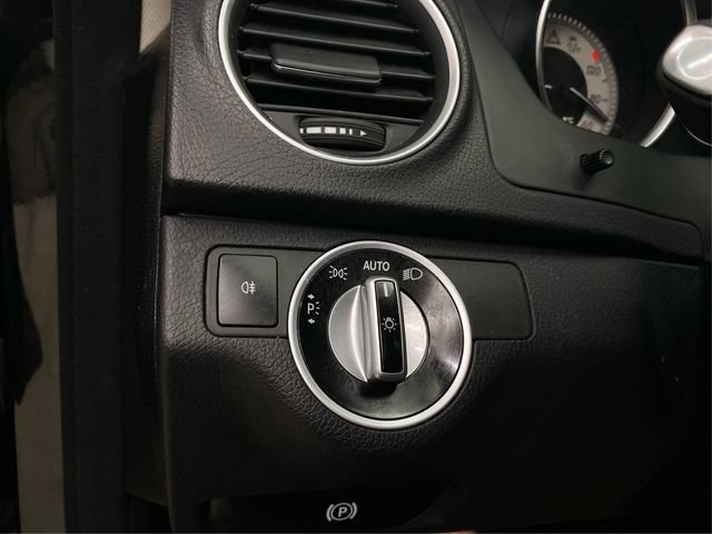 Used 2014 Mercedes-Benz C 300 4MATIC Sedan image 24