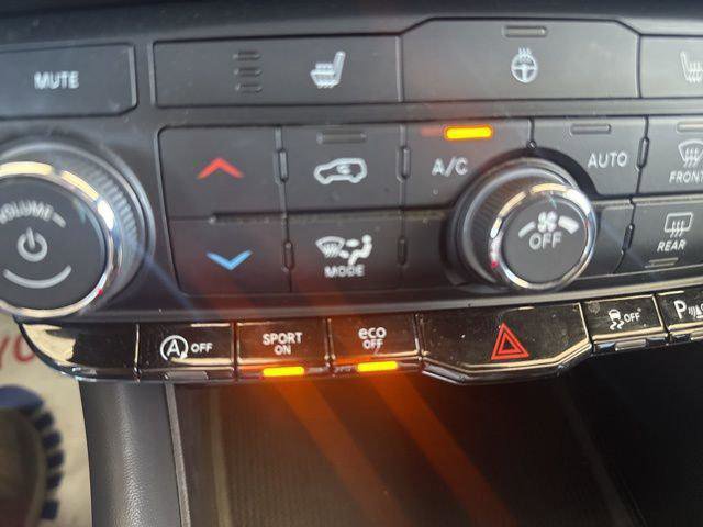 Certified 2024 Dodge Durango GT AWD/4WD image 28