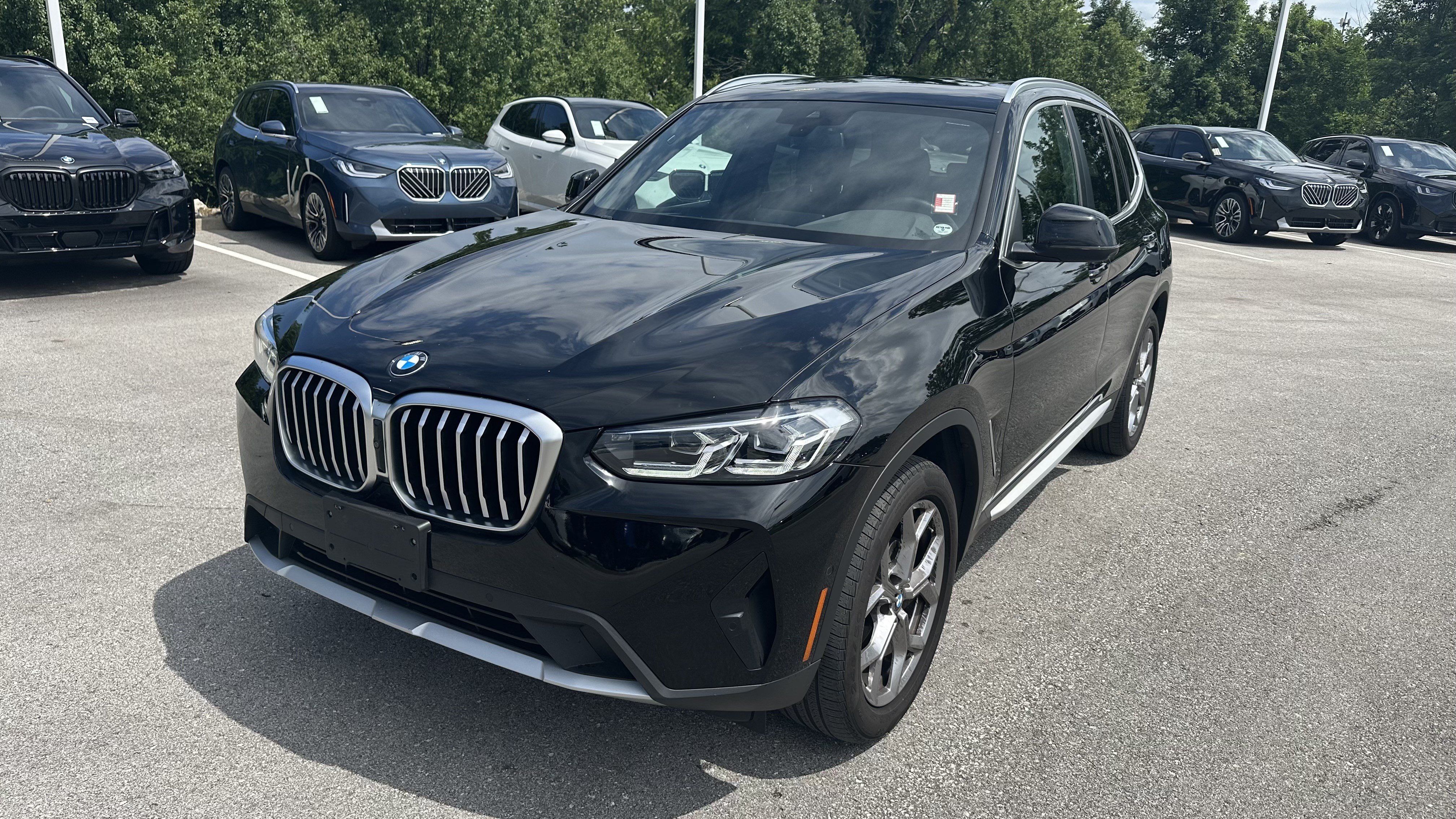 Used 2023 BMW X3 xDrive30i w/ Convenience Package AWD/4WD image 5