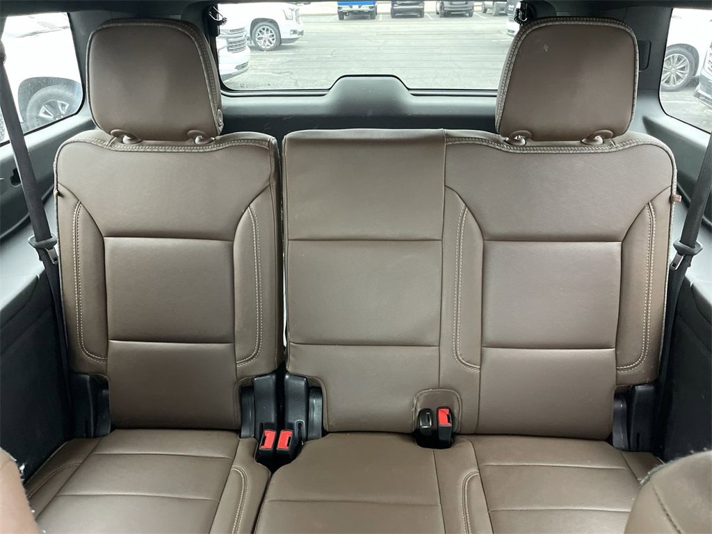 Used 2023 Chevrolet Suburban High Country w/ Max Trailering Package image 24