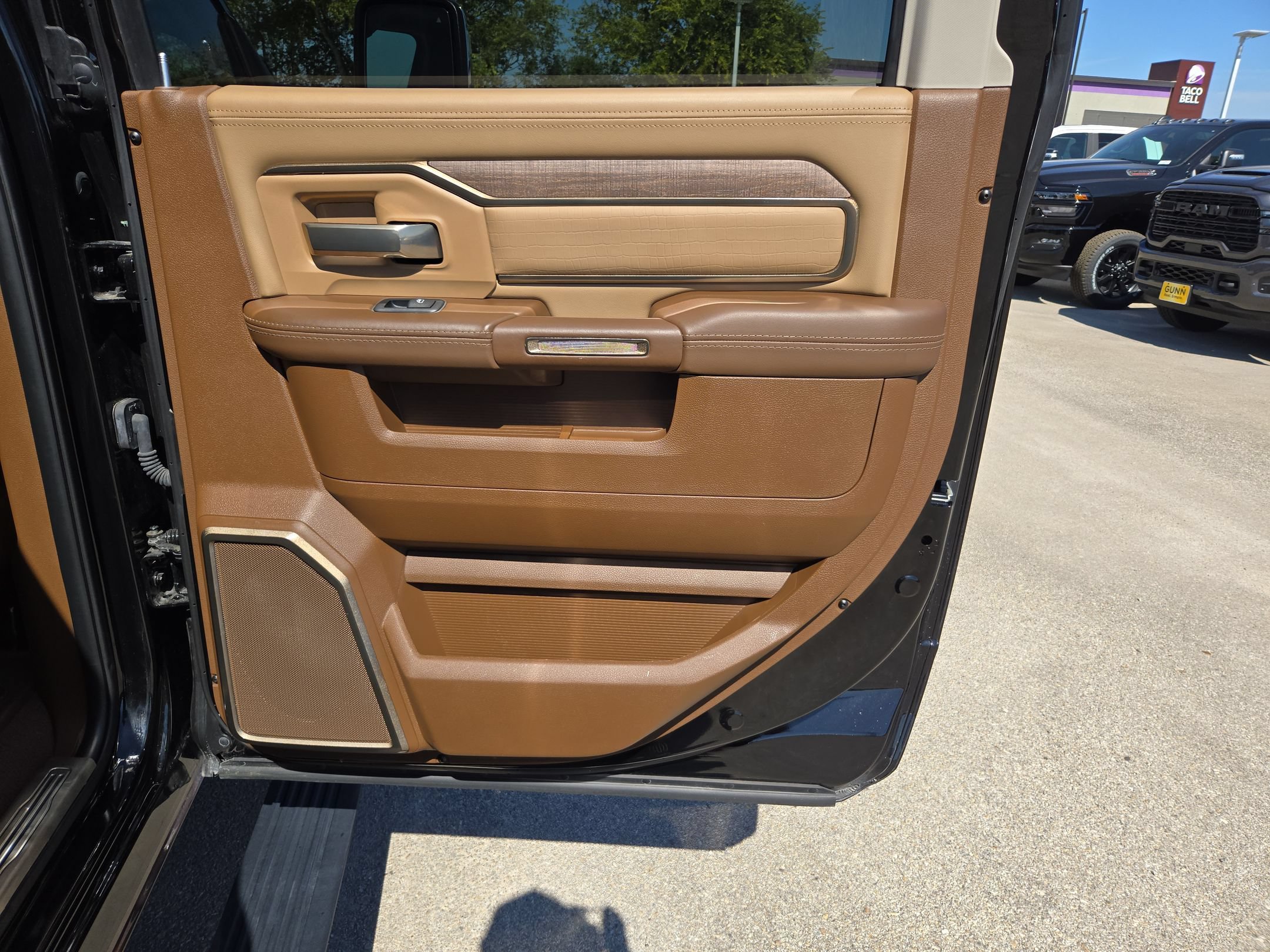 Used 2024 RAM 3500 Limited w/ Safety Group AWD/4WD image 26