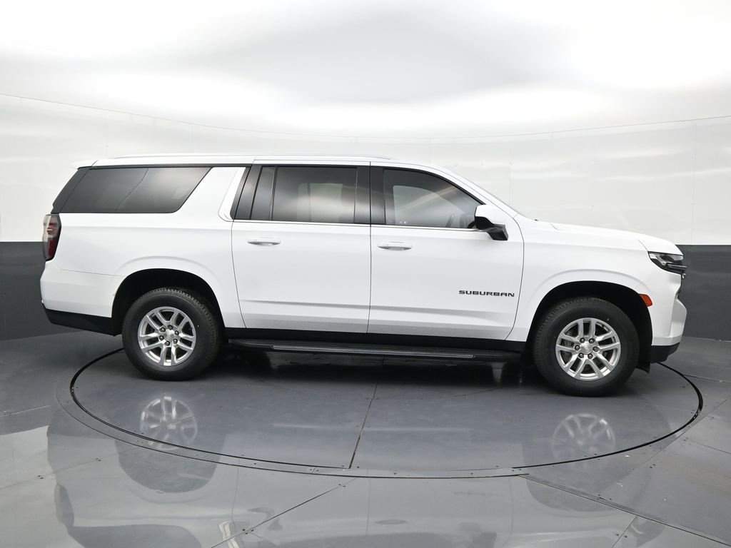 Used 2022 Chevrolet Suburban LS image 6