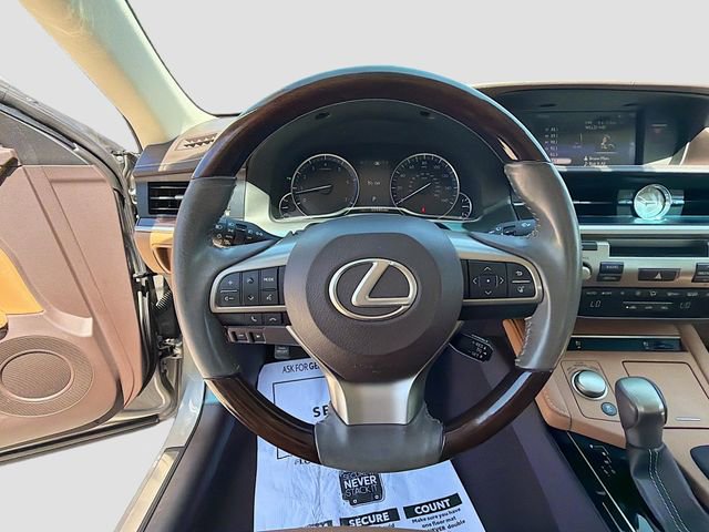 Used 2016 Lexus ES 350 w/ Premium Package w/Wood Trim image 36