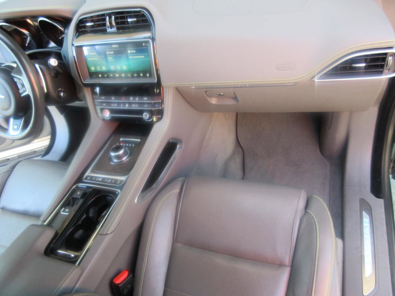 Used 2019 Jaguar F-PACE R-Sport AWD/4WD image 29