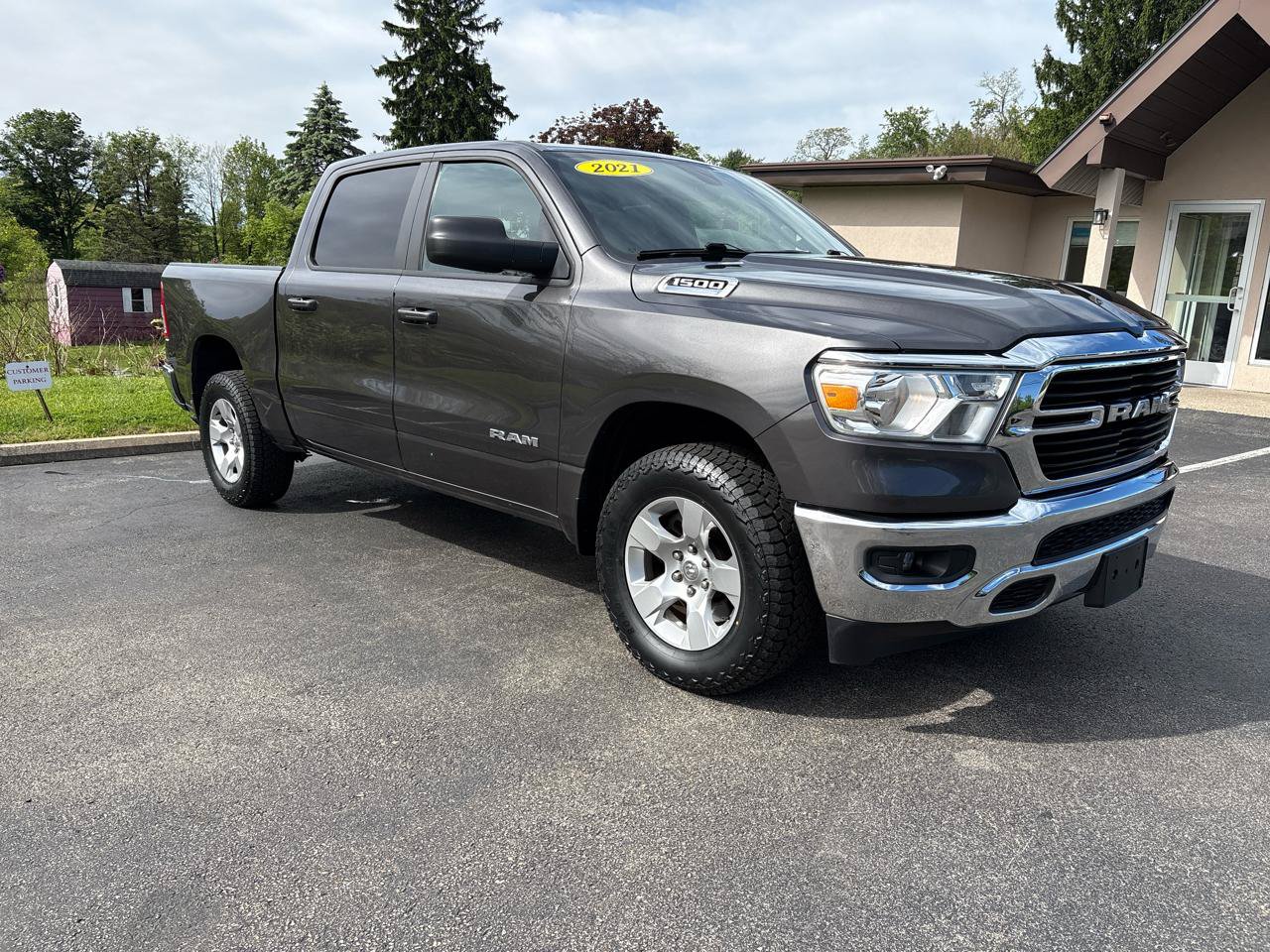 Used 2021 RAM 1500 Big Horn AWD/4WD image 3