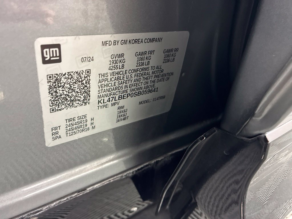 Used 2025 Buick Envista Sport Touring w/ Experience Buick Package FWD image 32