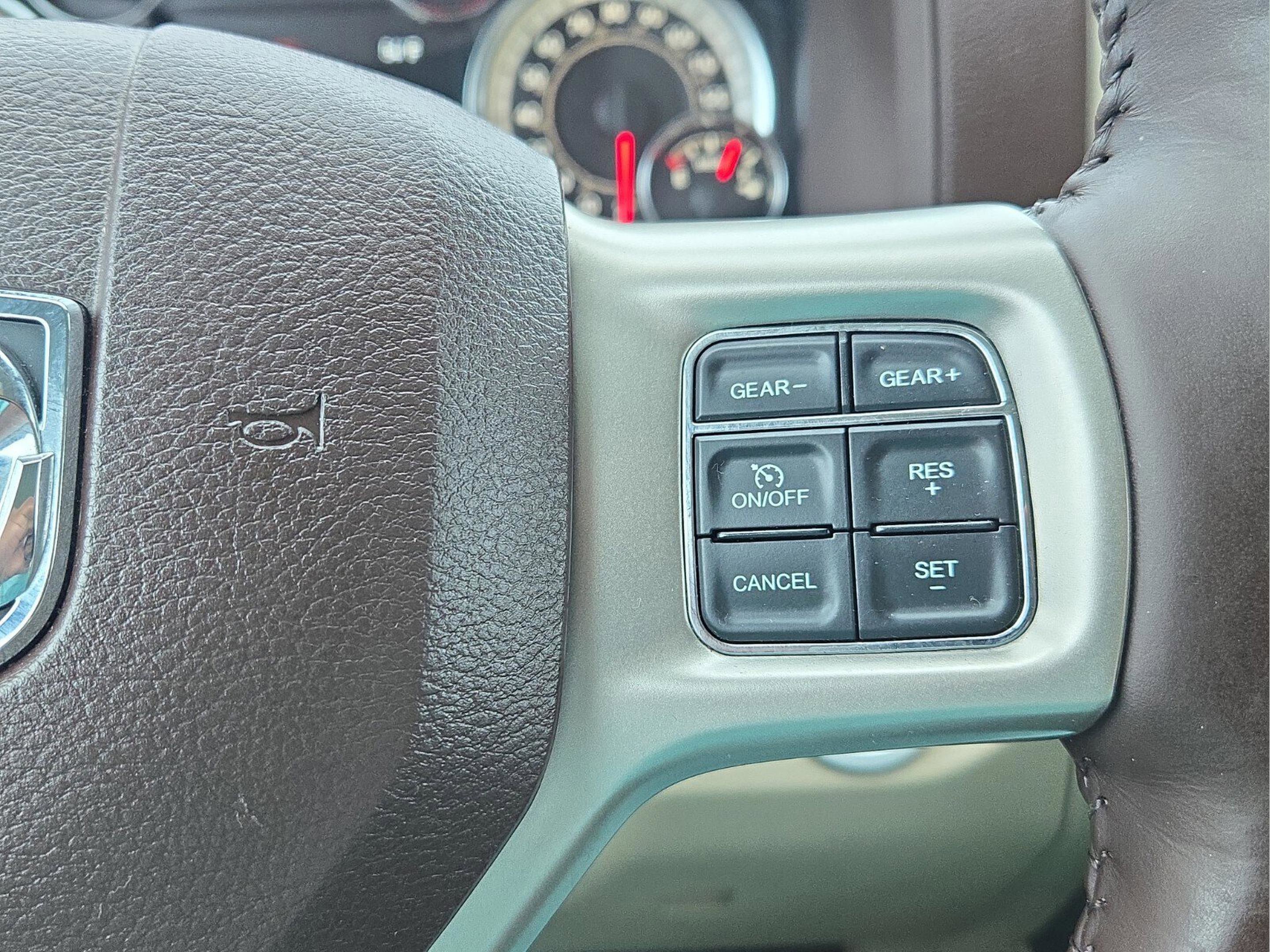 Used 2018 RAM 1500 Laramie w/ Convenience Group image 28