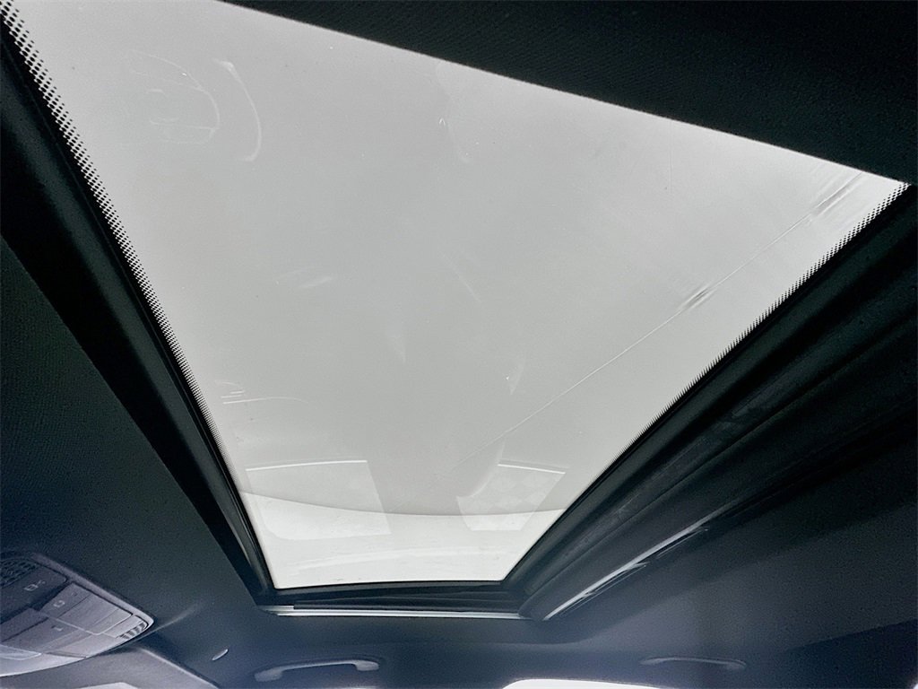 Used 2020 Mercedes-Benz C 300 4MATIC Sedan w/ AMG Line image 21