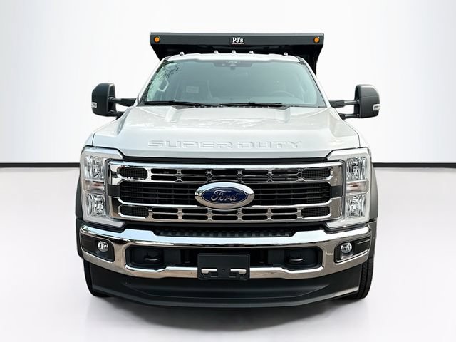 New 2026 Ford F550 4x4 Regular Cab Super Duty image 2