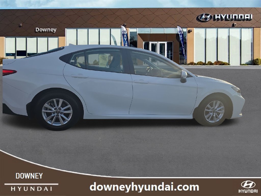 Used 2025 Toyota Camry LE FWD image 6