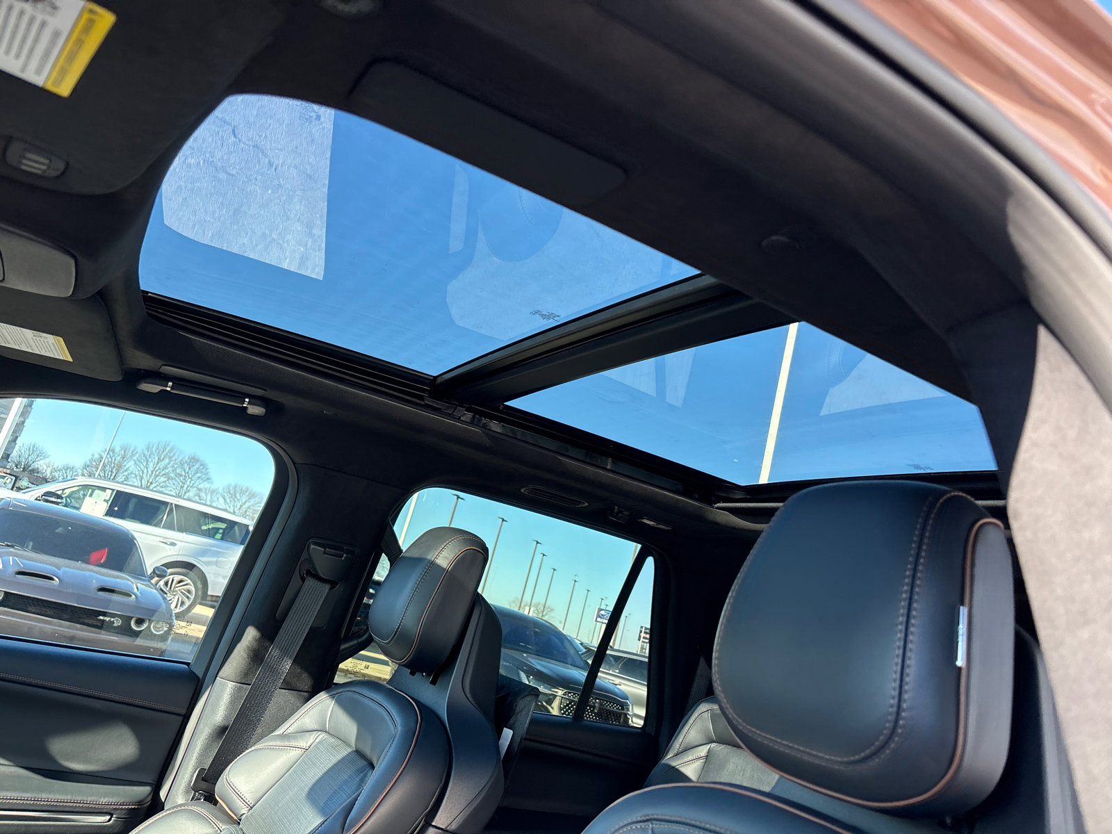New 2025 Lincoln Navigator L Black Label AWD/4WD image 25