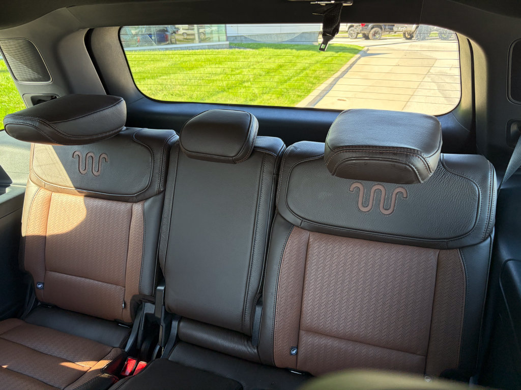 Certified 2025 Ford Expedition King Ranch AWD/4WD image 17