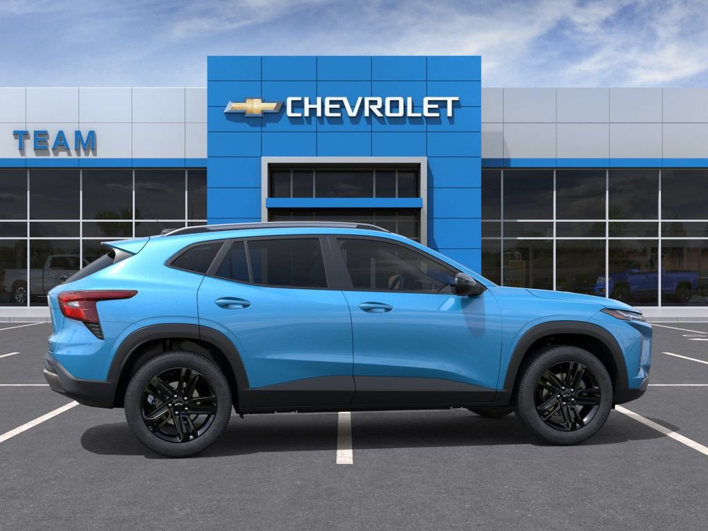 New 2026 Chevrolet Trax ACTIV w/ Sunroof Package FWD image 5