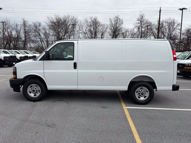 New 2026 GMC Savana 2500 w/ Driver Convenience Package RWD image 4