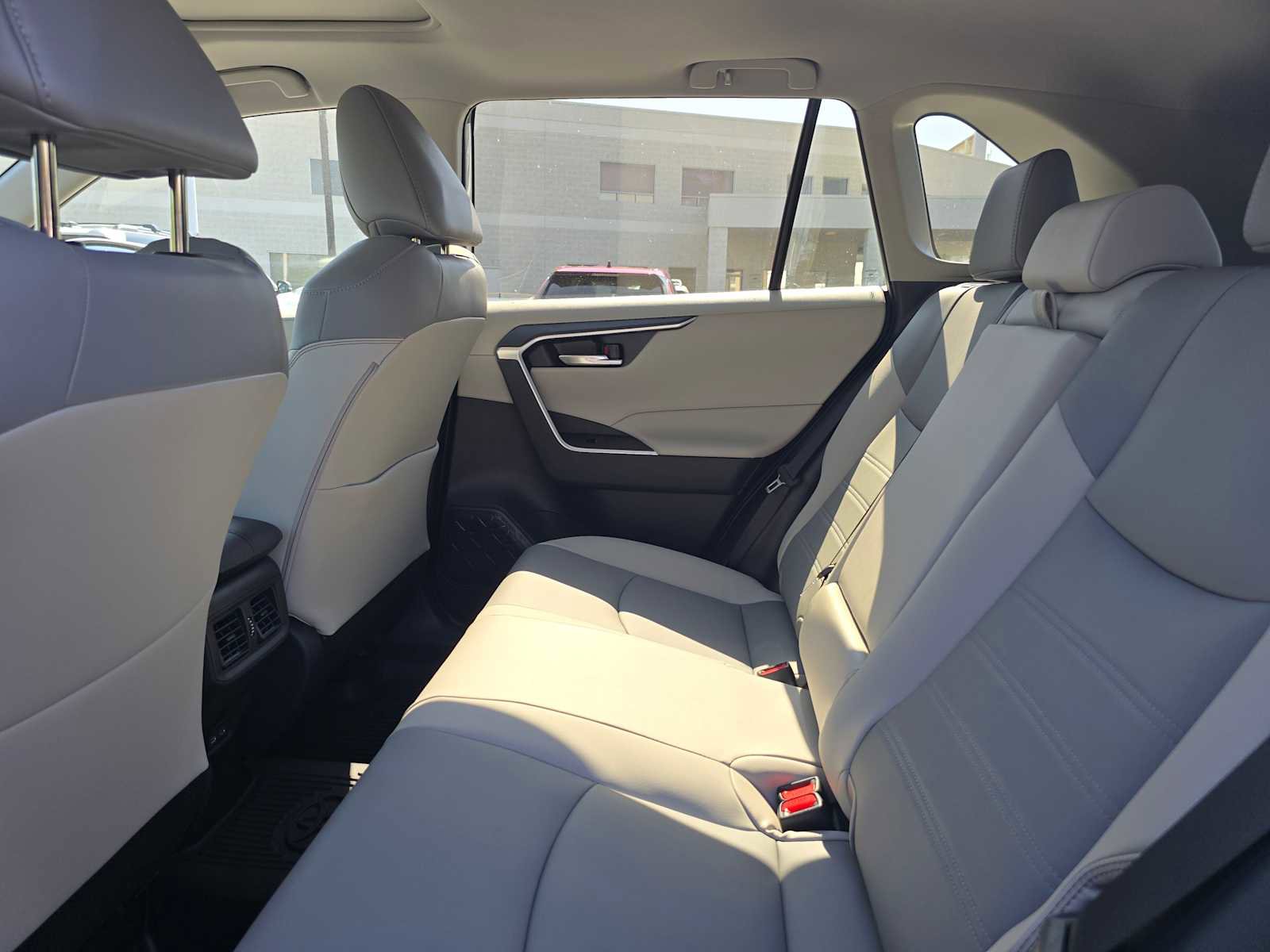 Certified 2025 Toyota RAV4 XLE Premium image 18