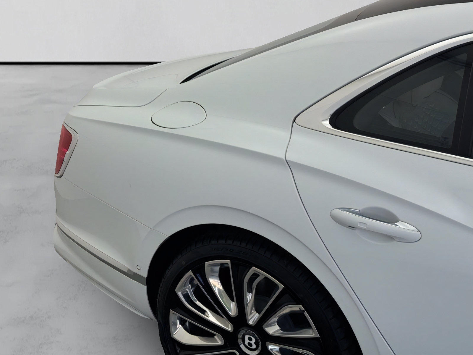 New 2026 Bentley Flying Spur Plug-In Hybrid AWD/4WD image 30