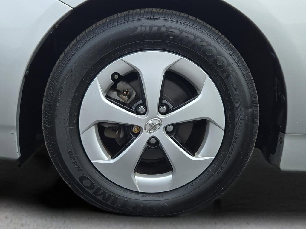 Used 2012 Toyota Prius Three w/ Solar Roof Pkg image 8