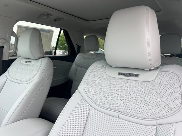 New 2026 Ford Explorer Platinum w/ LUX Leather Package AWD/4WD image 14