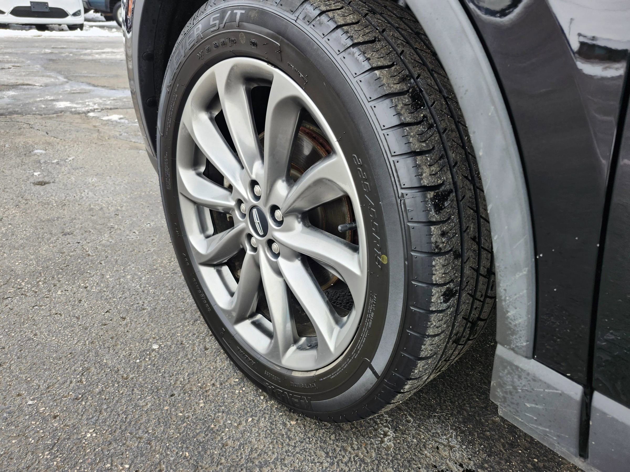 Used 2020 Lincoln Corsair FWD w/ Premium Package image 36