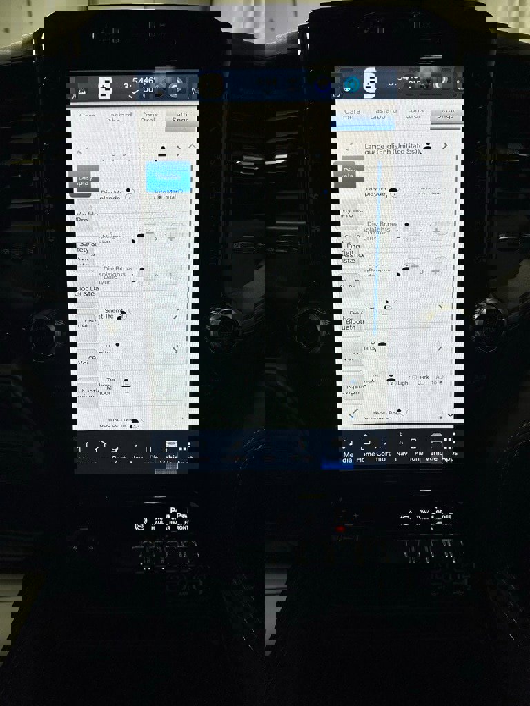 Used 2024 RAM 2500 Limited image 32