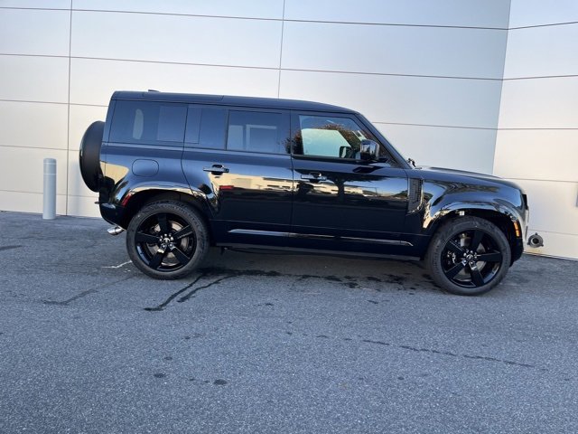 New 2025 Land Rover Defender 110 V8 image 23