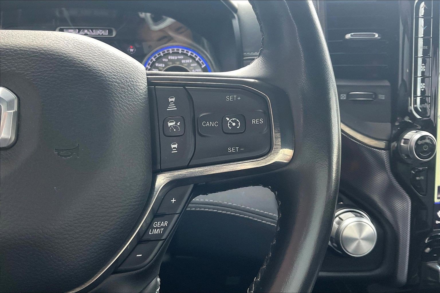 Used 2020 RAM 1500 Limited image 12