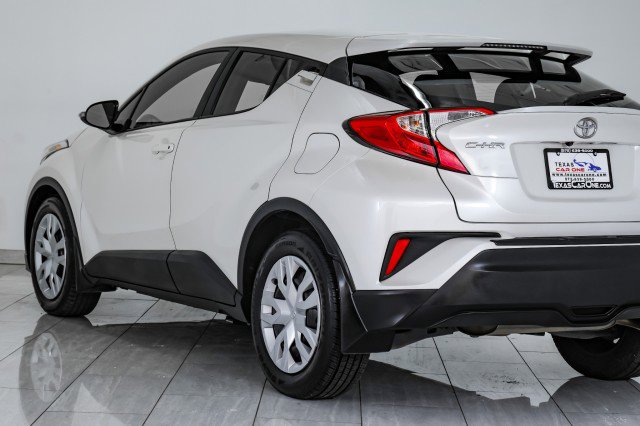 Used 2019 Toyota C-HR LE image 57
