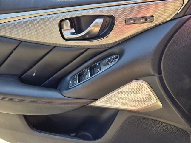 Used 2018 INFINITI Q50 Red Sport 400 w/ Sensory Package (Sport) image 12