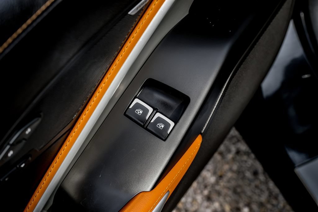 Used 2018 Chevrolet Corvette Stingray Convertible Z51 2LT RWD image 43