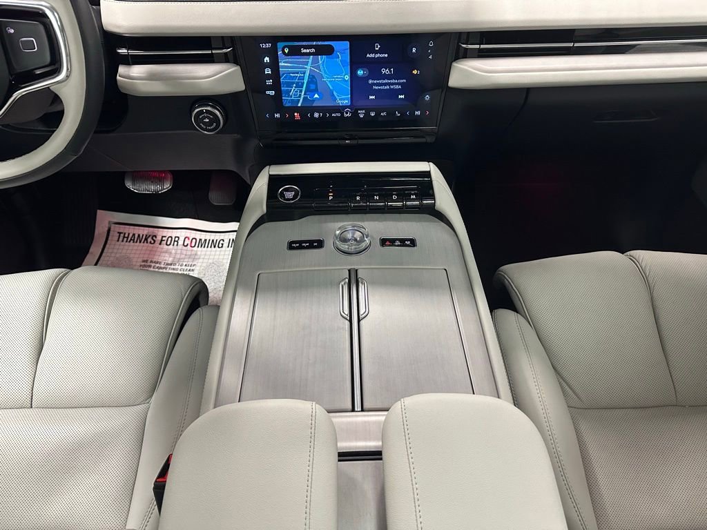 Used 2025 Lincoln Navigator L Reserve image 48