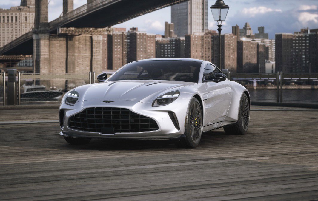 New 2026 Aston Martin V8 Vantage Coupe image 2