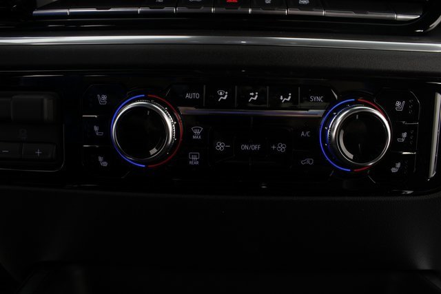 New 2026 GMC Sierra 2500 SLT image 7