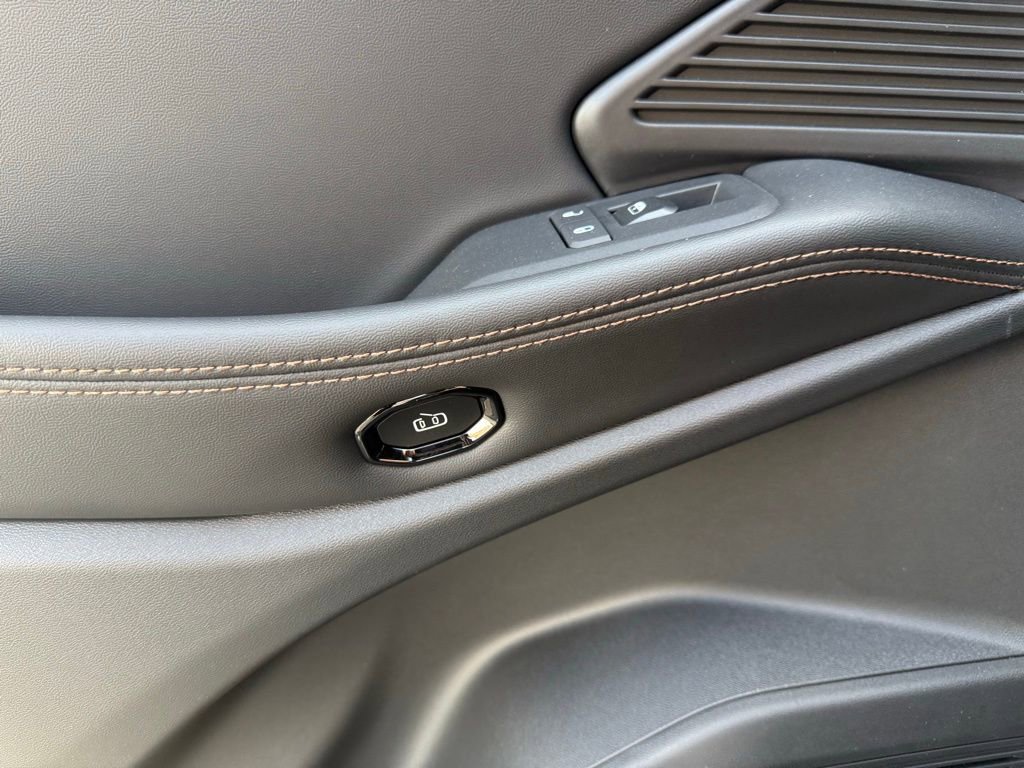 New 2026 Jeep Cherokee Limited AWD/4WD image 33