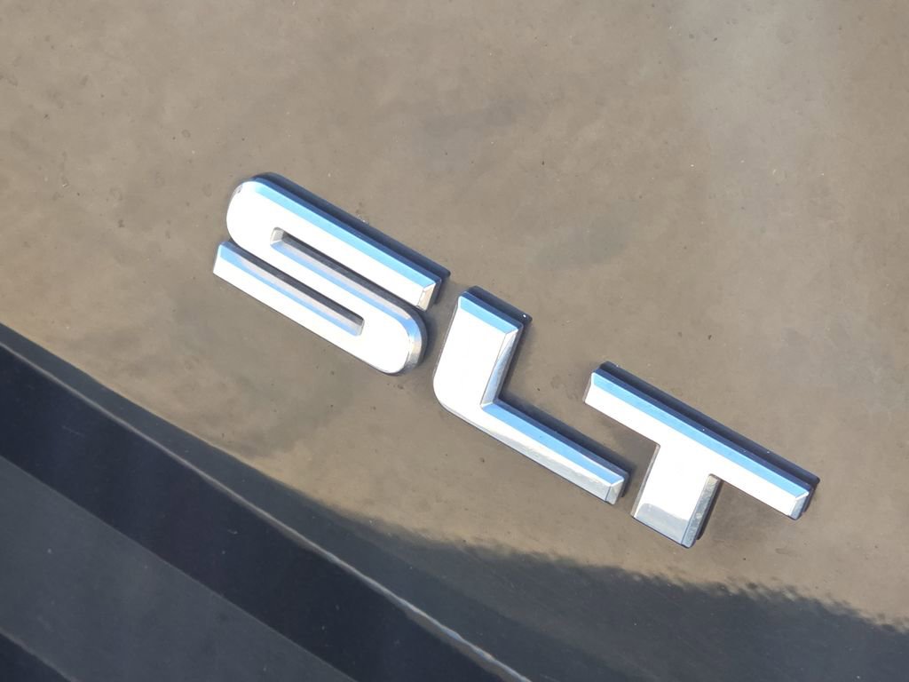 Used 2018 GMC Canyon SLT w/ Trailering Package image 11