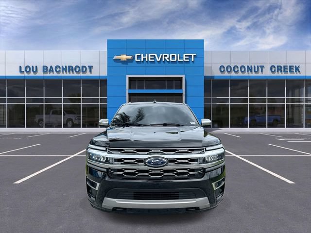 Used 2022 Ford Expedition Platinum AWD/4WD image 3