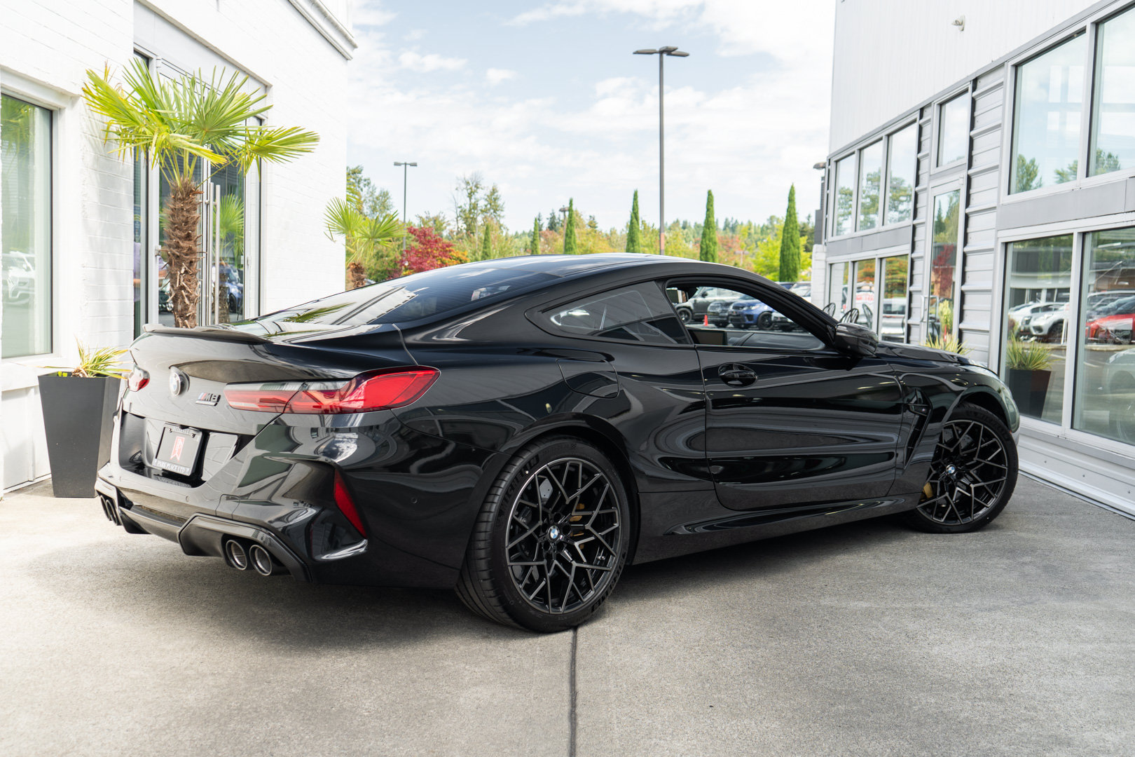 Used 2023 BMW M8 Competition w/ M Carbon Exterior Package AWD/4WD image 7
