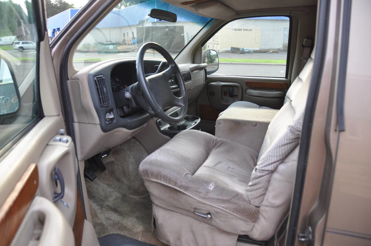 Used 1996 Chevrolet Express 1500 image 16