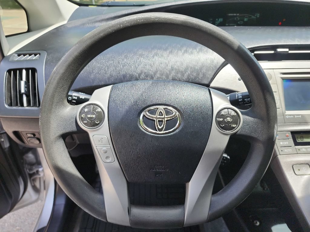 Used 2012 Toyota Prius Three w/ Solar Roof Pkg FWD image 17